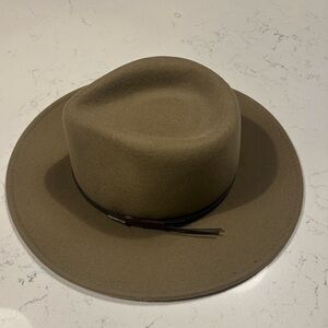 Wide Brim Wool Felt Cowgirl Hat - Olive Brown with Leather Band